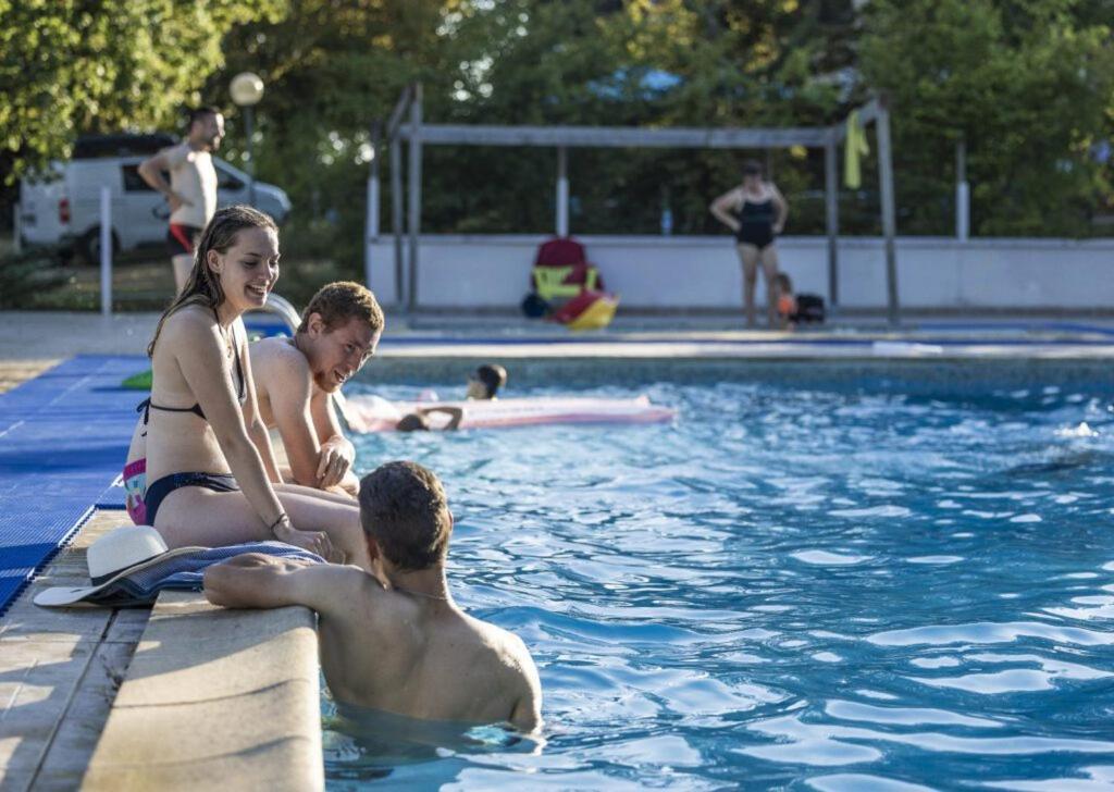 Camping Ushuaia Villages Au Bois Joli Andryes Zewnętrze zdjęcie
