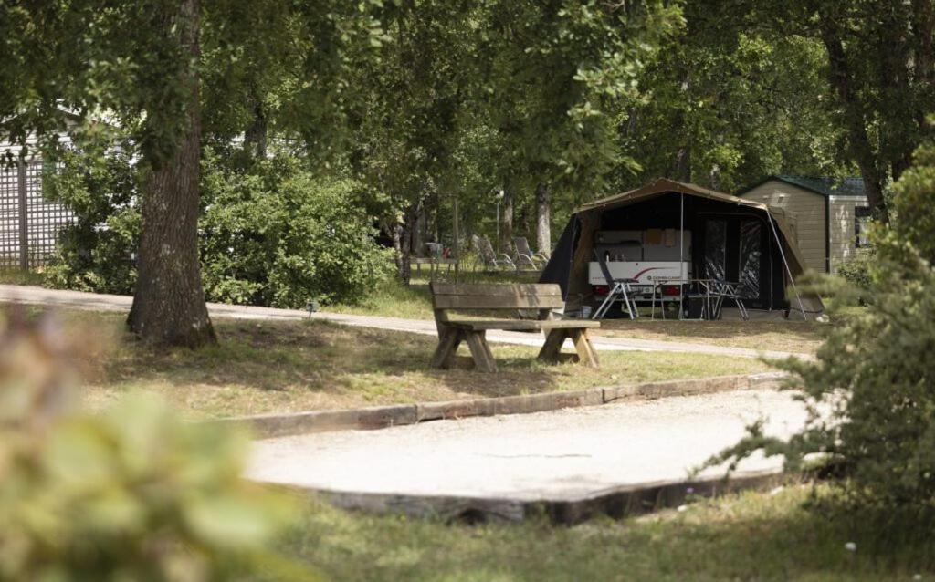 Camping Ushuaia Villages Au Bois Joli Andryes Zewnętrze zdjęcie