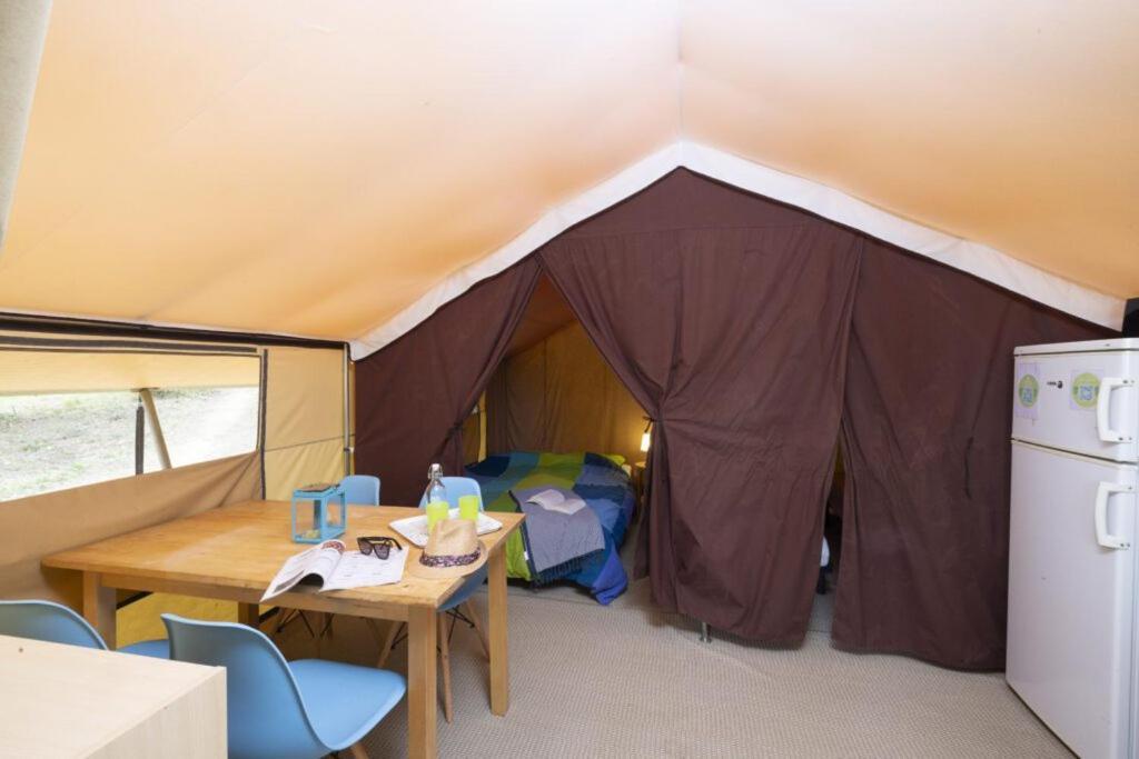 Camping Ushuaia Villages Au Bois Joli Andryes Zewnętrze zdjęcie